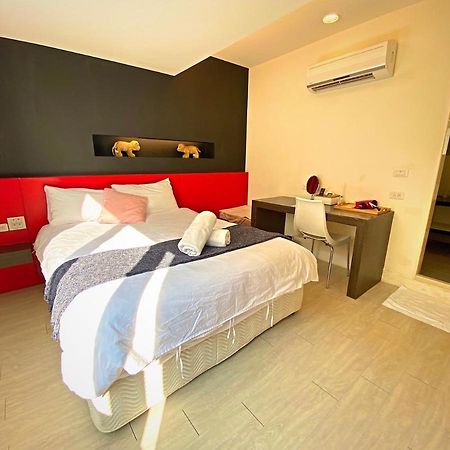 Ferienwohnung 寵愛逢甲 Taichung Exterior foto