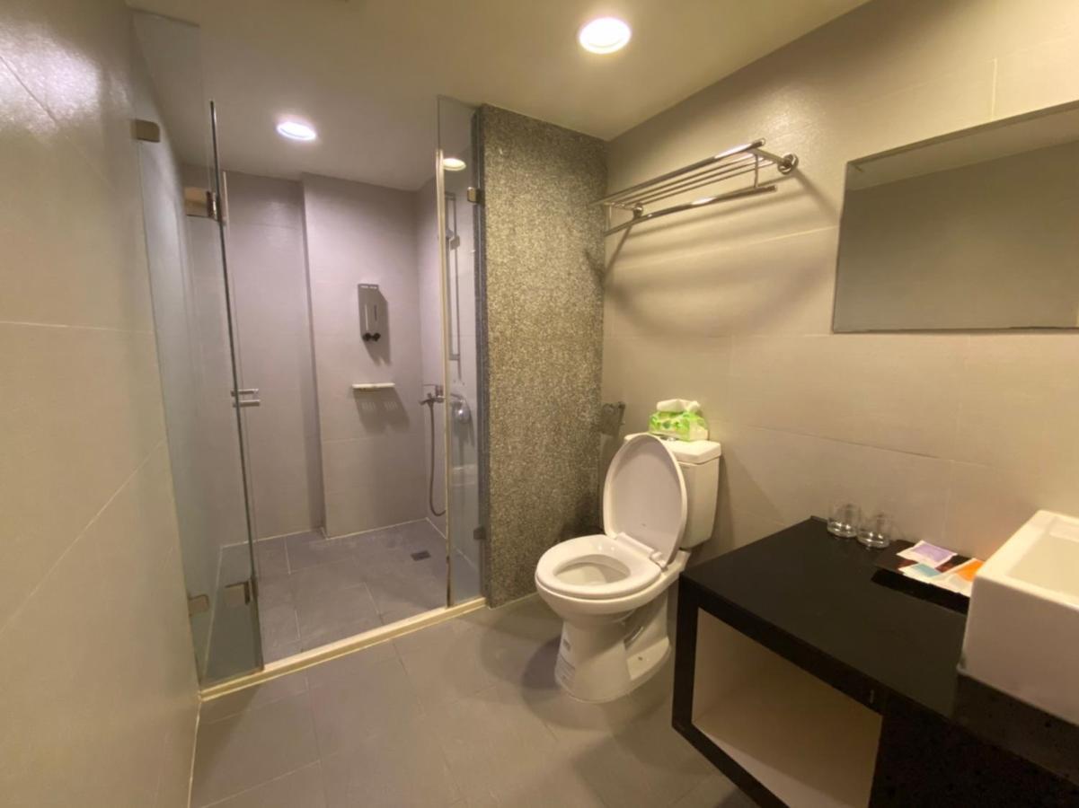 Ferienwohnung 寵愛逢甲 Taichung Exterior foto