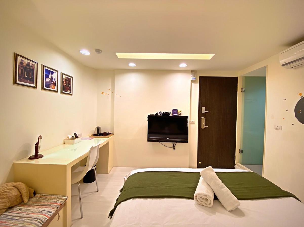 Ferienwohnung 寵愛逢甲 Taichung Exterior foto