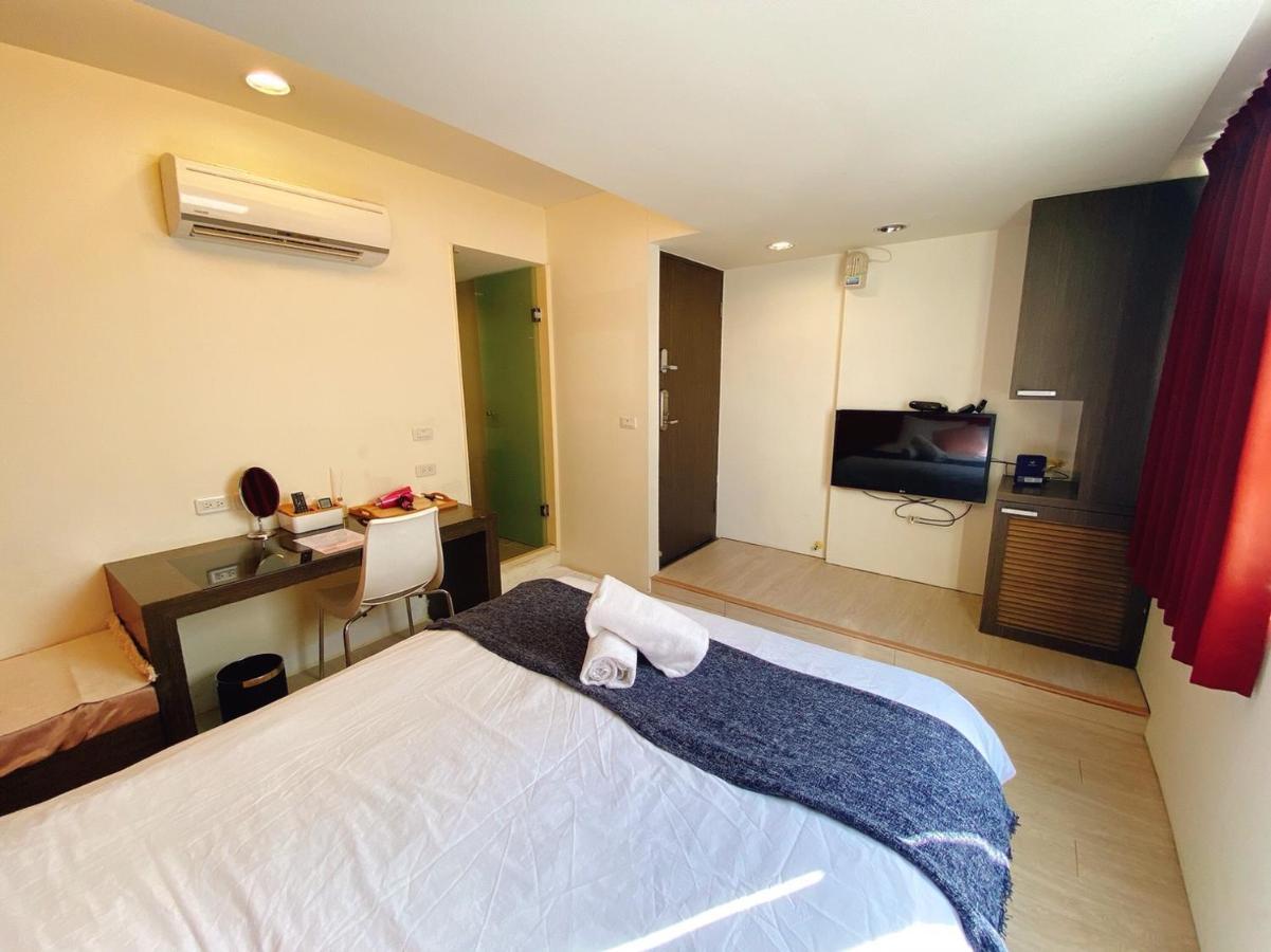 Ferienwohnung 寵愛逢甲 Taichung Exterior foto